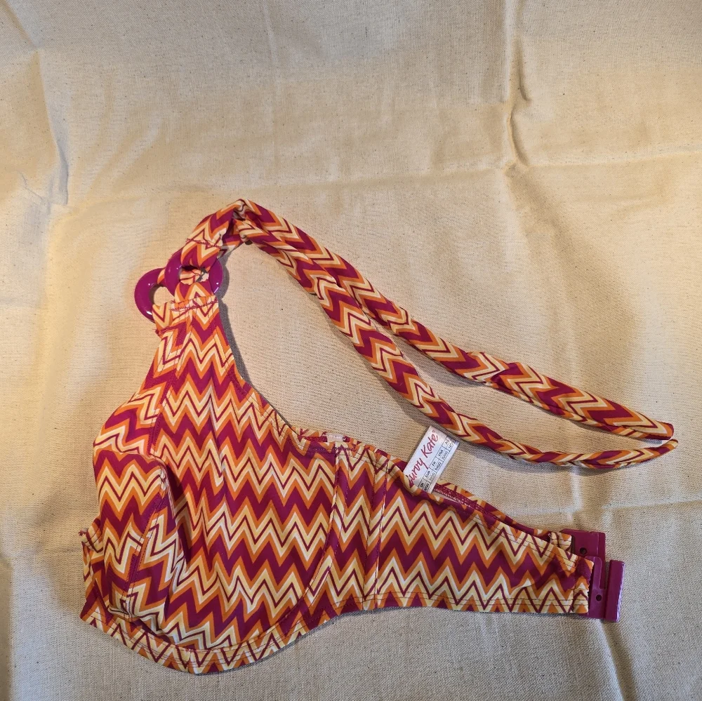 Curvy Kate Shockwave Halter Bikini Top 32GG NWT - Picture 3 of 4